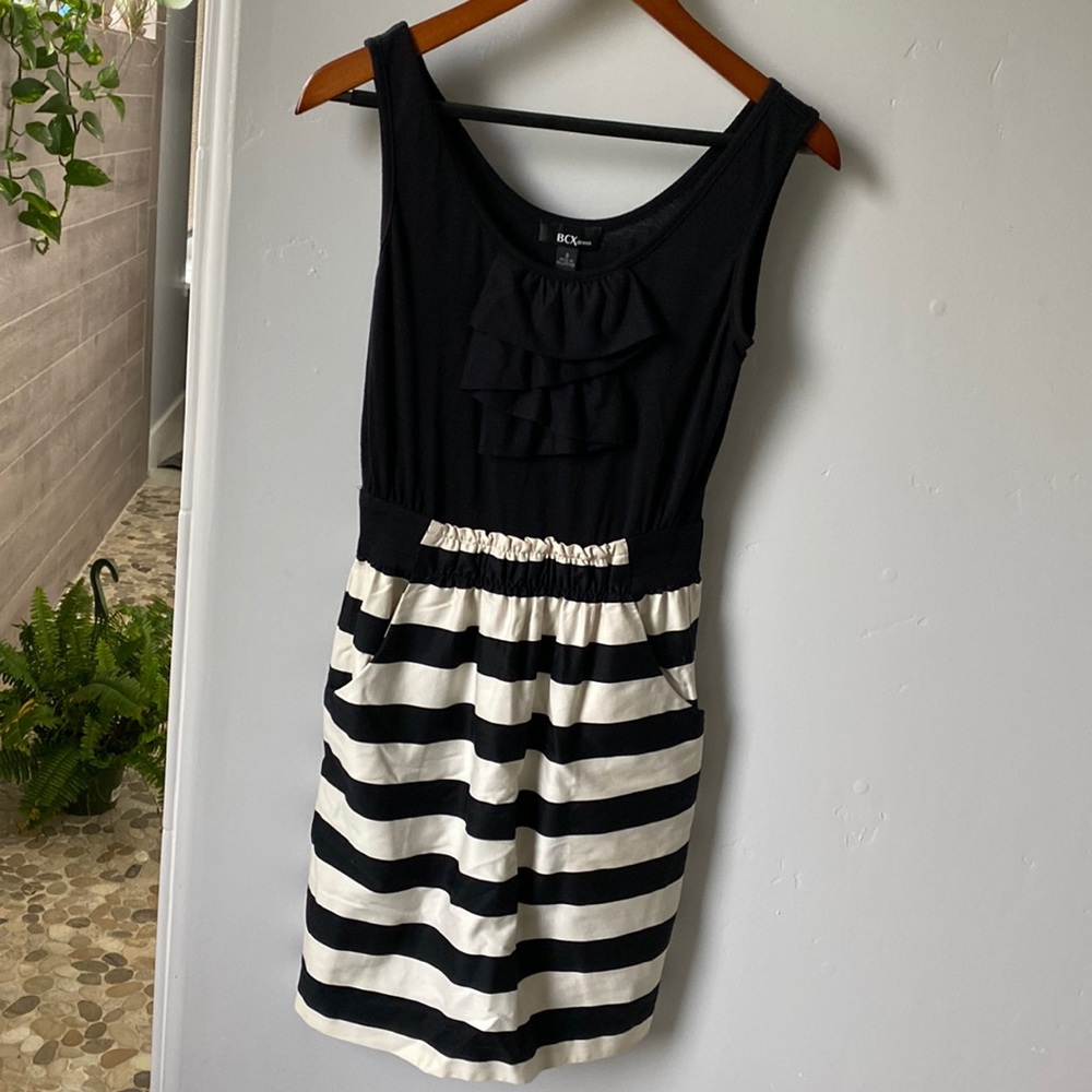 BCX black and white dress